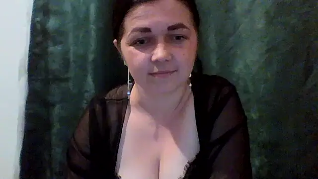 Vitalina282128 online show from 06/05/26, 09:42