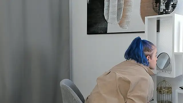 CaroleeSchlegel online show from 11/11/25, 02:39