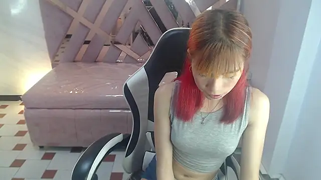 Snapshot of Sweet_Kitty_v chatting on 11/20/25, 01:28 Sweet Kitty v online show from 11/20/25, 01:28