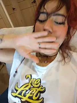 Sarah Lark- online show from 07/14/26, 02:05