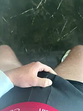 fra06  online show from 11/12/25, 12:49