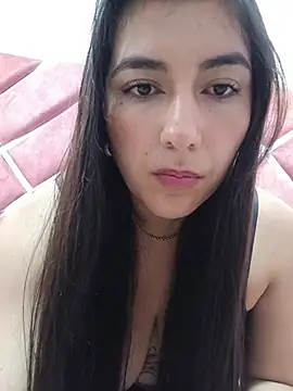 Snapshot of ViolettaWalton1 chatting on 06/07/26, 03:21 ViolettaWalton1 online show from 06/07/26, 03:21