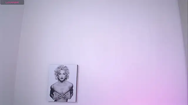 Millie bobby online show from 07/04/26, 06:58