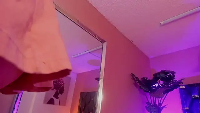 Velvet Dreamss online show from 07/05/26, 12:23