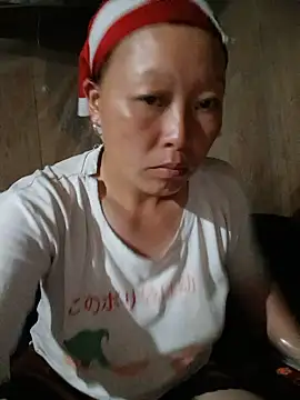 girl-hot2x online show from 05/15/26, 05:03