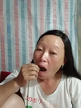 girl-hot2x online show from 05/20/26, 01:17