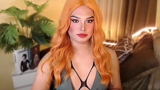 Snapshot of UrGoddess_Sofia chatting on 11/12/25, 12:55 UrGoddess Sofia online show from 11/12/25, 12:55