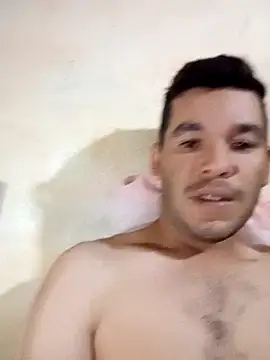 Snapshot of Antonii96 chatting on 11/12/25, 01:50 Antonii96 online show from 11/12/25, 01:50