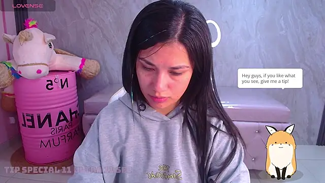 Snapshot of Violetta_jhonson_a chatting on 12/22/25, 03:36 Violetta jhonson a online show from 12/22/25, 03:36