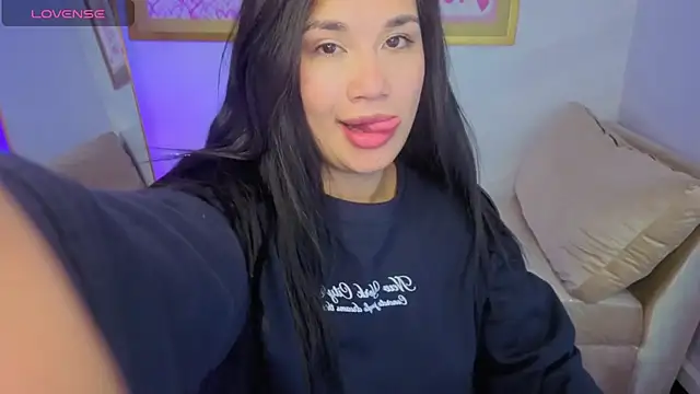 Snapshot of Violetta_jhonson_a chatting on 05/16/26, 04:42 Violetta jhonson a online show from 05/16/26, 04:42