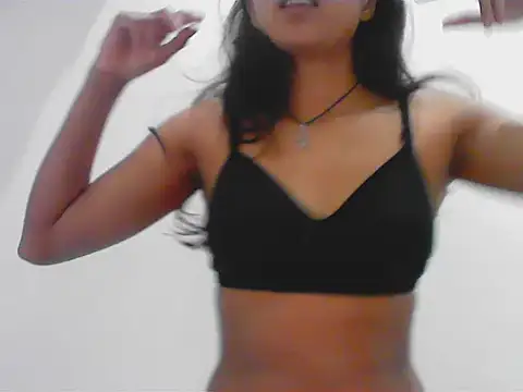 Anika Singh online show from 11/15/25, 01:51