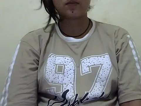 Anika Singh online show from 06/13/26, 02:31