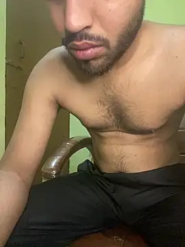 hotyyyyjonny online show from 04/17/26, 04:48