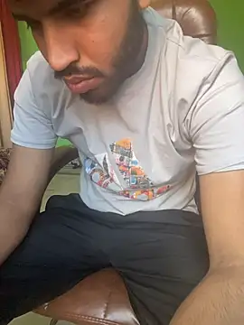 hotyyyyjonny online show from 05/21/26, 03:57