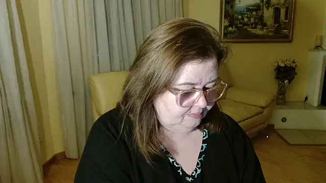 Snapshot of Natali-Gucci chatting on 12/13/25, 07:53 Natali-Gucci online show from 12/13/25, 07:53