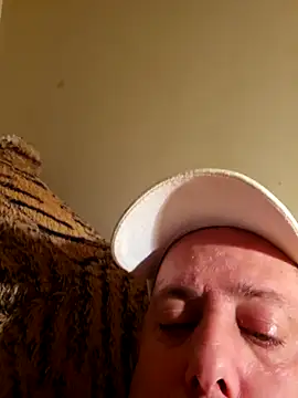 Snapshot of Body1978_M chatting on 11/15/25, 07:43 Body1978 M online show from 11/15/25, 07:43