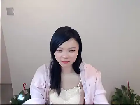 Snapshot of Shaurk chatting on 01/12/26, 04:07 Shaurk online show from 01/12/26, 04:07