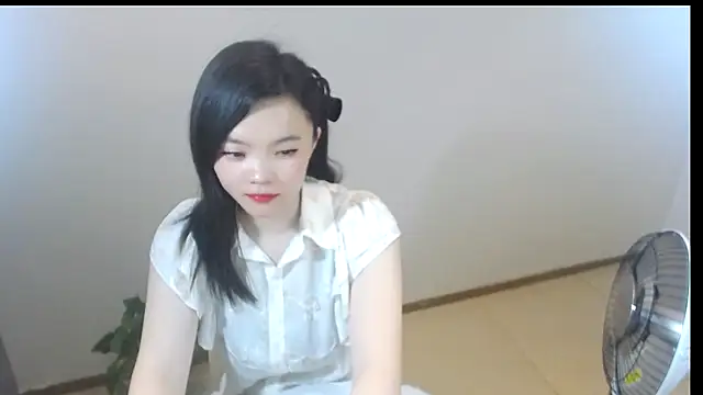 Snapshot of Shaurk chatting on 02/28/26, 04:57 Shaurk online show from 02/28/26, 04:57