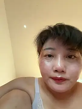 Nuomi6 online show from 07/16/26, 02:17