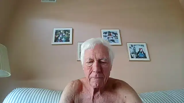 Snapshot of capttp chatting on 04/10/26, 03:50 capttp online show from 04/10/26, 03:50