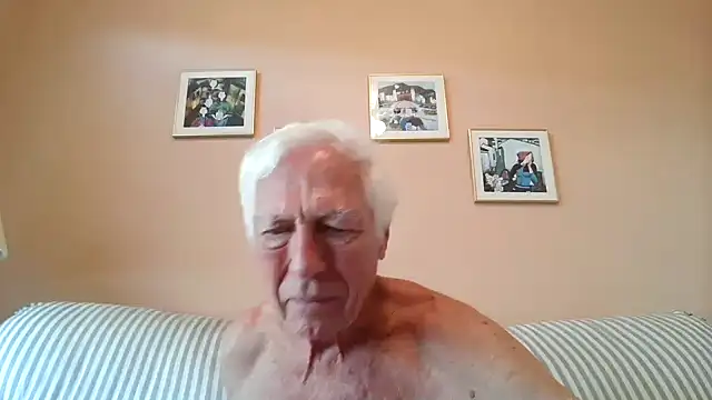 Snapshot of capttp chatting on 04/17/26, 03:15 capttp online show from 04/17/26, 03:15