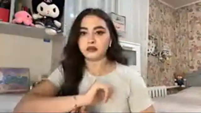 Snapshot of AheadSort chatting on 11/11/25, 06:30 AheadSort online show from 11/11/25, 06:30