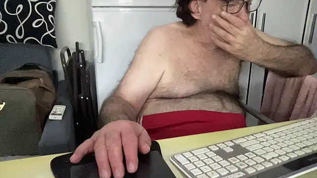 Snapshot of coach-karl chatting on 09/25/25, 10:35 coach-karl online show from 09/25/25, 10:35