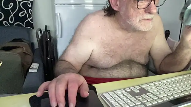 Snapshot of coach-karl chatting on 09/26/25, 11:09 coach-karl online show from 09/26/25, 11:09