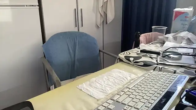 Snapshot of coach-karl chatting on 10/09/25, 10:02 coach-karl online show from 10/09/25, 10:02