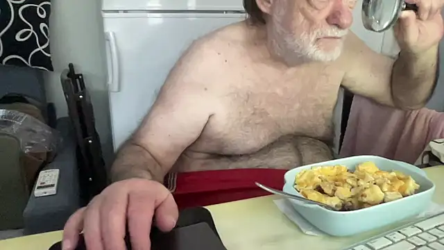 Snapshot of coach-karl chatting on 10/13/25, 10:48 coach-karl online show from 10/13/25, 10:48