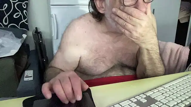 Snapshot of coach-karl chatting on 10/22/25, 12:44 coach-karl online show from 10/22/25, 12:44