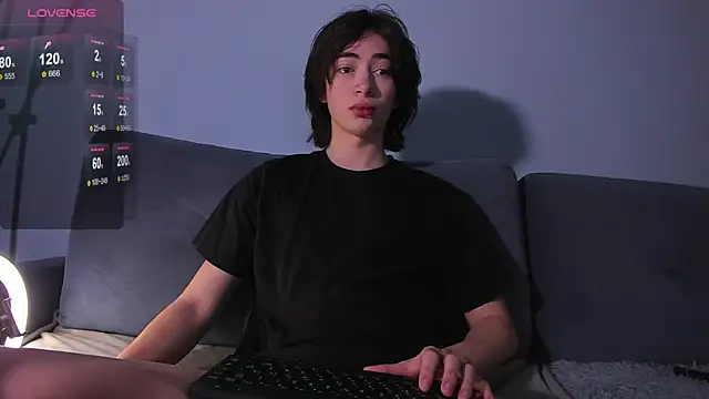 Snapshot of AlanReckless chatting on 01/08/26, 04:15 AlanReckless online show from 01/08/26, 04:15