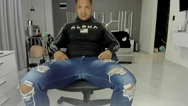 master leather online show from 06/30/26, 01:39