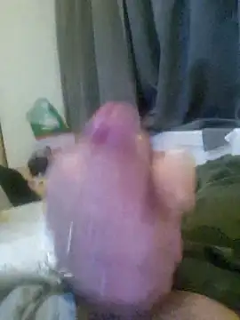 Snapshot of PussylovveStorm chatting on 11/12/25, 12:22 PussylovveStorm online show from 11/12/25, 12:22