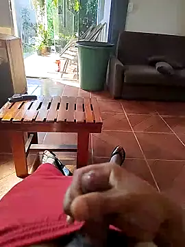 Snapshot of adventon chatting on 12/18/25, 12:11 adventon online show from 12/18/25, 12:11