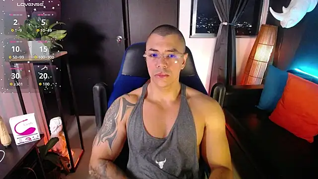 Snapshot of Zed_ferrer chatting on 06/17/26, 10:17 Zed ferrer online show from 06/17/26, 10:17