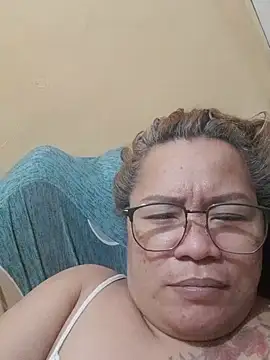 loriepinay46 online show from 07/13/26, 02:42
