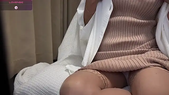 Snapshot of Kyouka_wife chatting on 11/18/25, 09:14 Kyouka wife online show from 11/18/25, 09:14