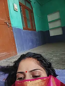 Pushpa hotty online show from 05/24/26, 03:33