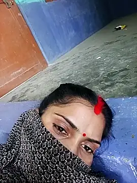 Pushpa hotty online show from 05/28/26, 03:48