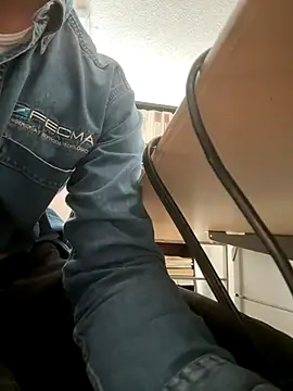 Snapshot of Dihotbi chatting on 11/22/25, 05:45 Dihotbi online show from 11/22/25, 05:45