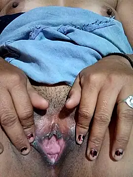 Hot kamla online show from 11/13/25, 06:45