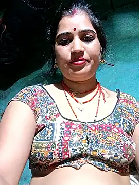Hot kamla online show from 05/13/26, 11:22