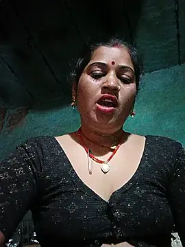 Hot kamla online show from 07/12/26, 11:40