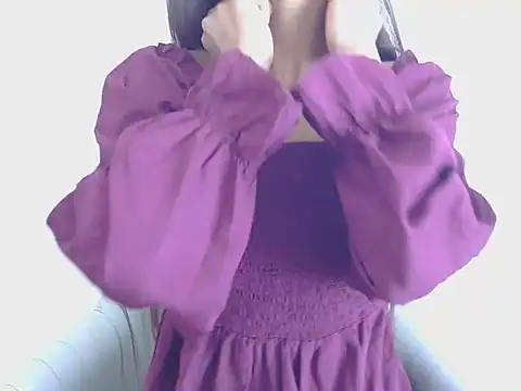 Snapshot of Aarruuuu chatting on 11/29/25, 06:05 Aarruuuu online show from 11/29/25, 06:05