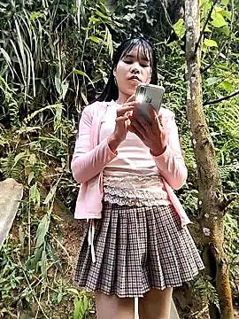 Snapshot of gugu0022 chatting on 03/10/26, 10:20 gugu0022 online show from 03/10/26, 10:20