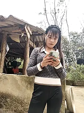 Snapshot of gugu0022 chatting on 03/13/26, 01:56 gugu0022 online show from 03/13/26, 01:56