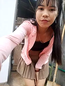 Snapshot of gugu0022 chatting on 03/24/26, 12:15 gugu0022 online show from 03/24/26, 12:15