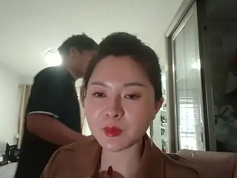 Snapshot of Eive_668 chatting on 11/18/25, 06:29 Eive 668 online show from 11/18/25, 06:29