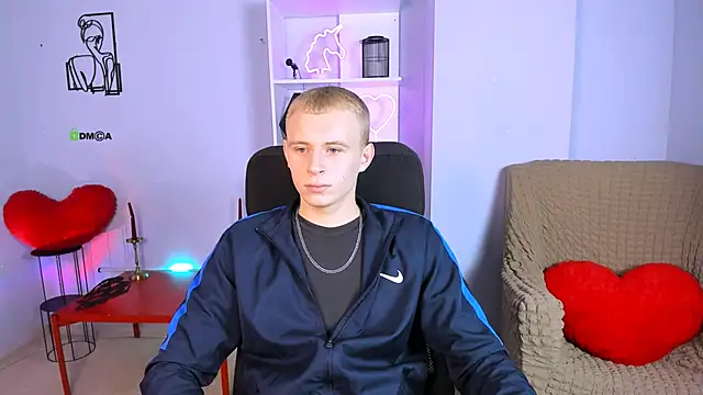 Snapshot of rafael_bien chatting on 11/21/25, 06:56 rafael bien online show from 11/21/25, 06:56